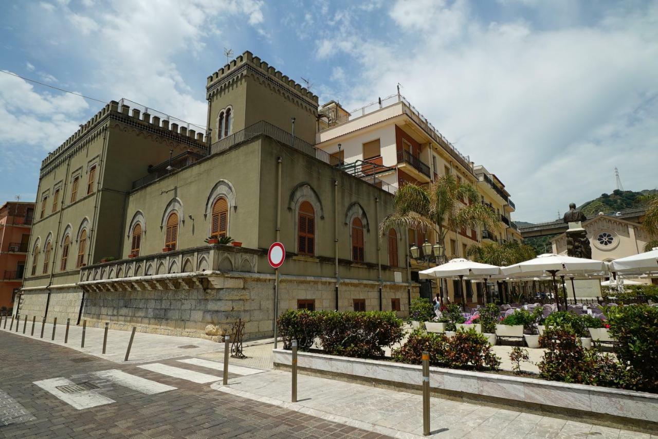 Hotel Palazzo Durante à Letojanni Extérieur photo